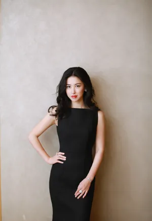 朱珠性感优雅写真图片_2