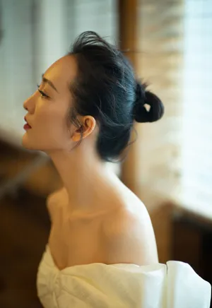 王鸥鱼尾礼服优雅性感写真_5
