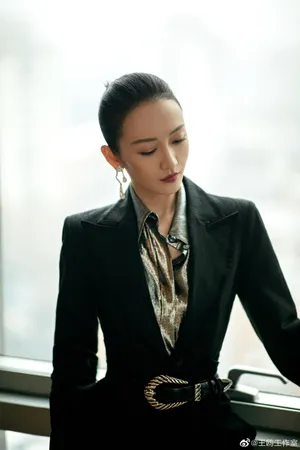 王鸥精英律师气质活动照图片