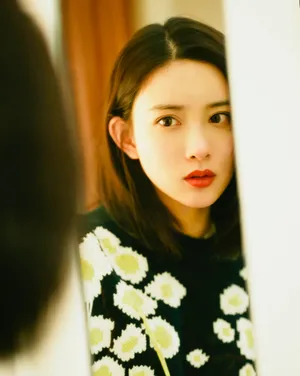 孟子义俏皮少女风写真图片