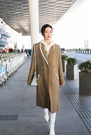 袁姗姗温暖冬日机场街拍图片_3