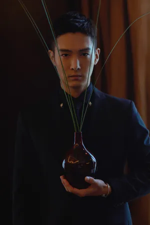 盛一伦精致魅力帅气图片_3