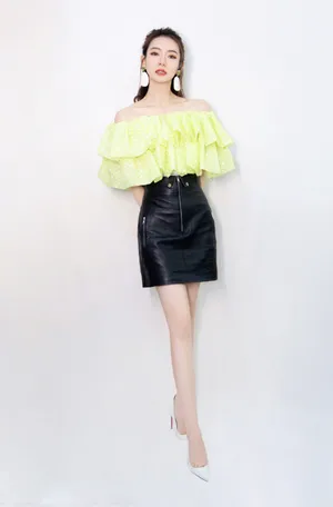 戚薇性感养眼写真图片_4
