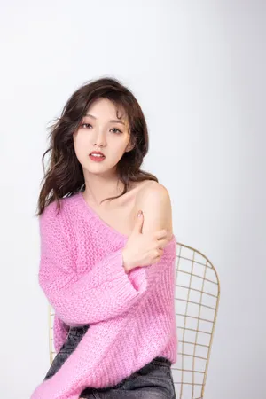 强东玥清新甜美写真图片