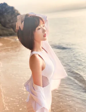 毛晓彤甜美浪漫海边写真图片_3