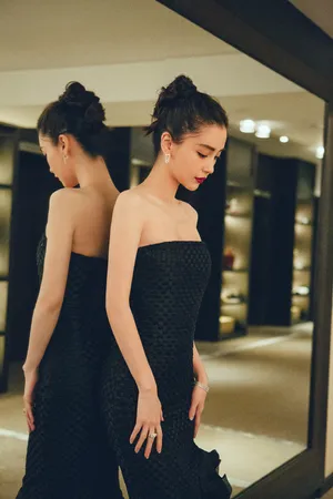 angelababy鱼尾裙性感写真图片_17