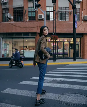 刘雯随性秋冬街拍大片写真图片_8