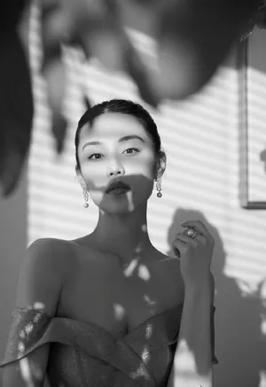 韩丹桐霞光渐变裙气质写真图片_6