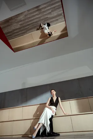 蒋梦婕深V礼服性感写真图片_2