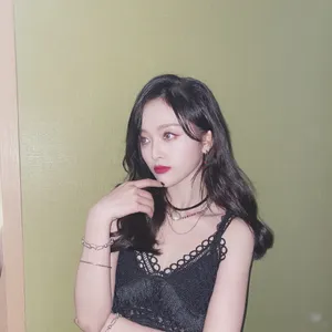 吴宣仪黑色系妩媚性感写真图片_6