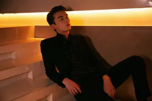 吴磊西装黑色系写真图片_7