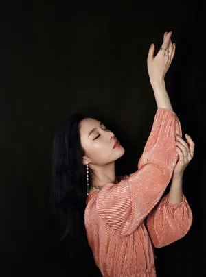 刘丁菡清新甜美写真图片_1