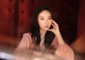 刘丁菡清新甜美写真图片_6