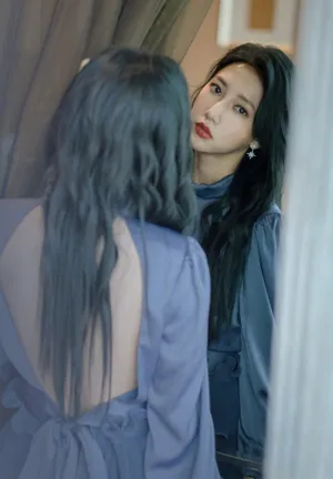 弦子初秋穿搭时尚性感写真_3