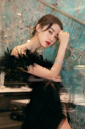 袁冰妍性感黑裙写真图片_6
