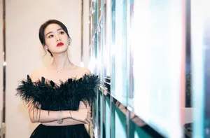 袁冰妍性感黑裙写真图片_9