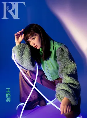 王鹤润时尚摩登写真大片_5