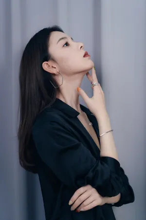 陈瑶黑色系酷美写真图片_3