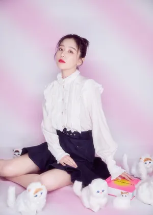 阚清子俏皮甜美风性感图片