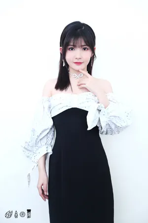 赖美云治愈系甜美写真图片