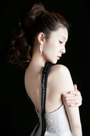 王子璇性感迷人写真图片