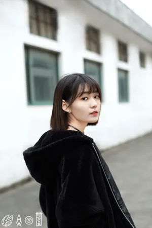 段奥娟元气街拍写真图片_8