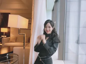 吴宣仪性感知性私服图片_2