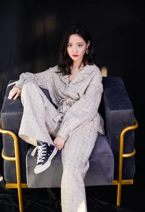 王莫涵清爽时尚写真图片_5