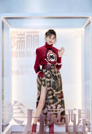 李斯羽性感甜酷写真图片_6