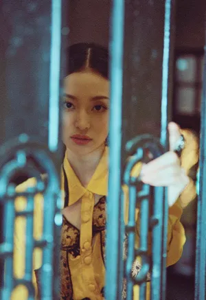 盖玥希黄裙优雅时尚写真图片_4