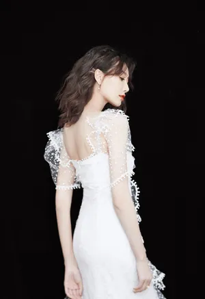 李斯羽百变造型优雅写真图片_4