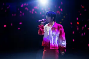 易烊千玺2019玊尔演唱会高清图片_17