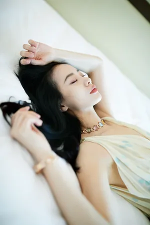 李梦火辣性感写真图片_3