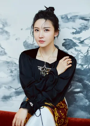 杨子姗拼接礼服摩登质感写真图片_4