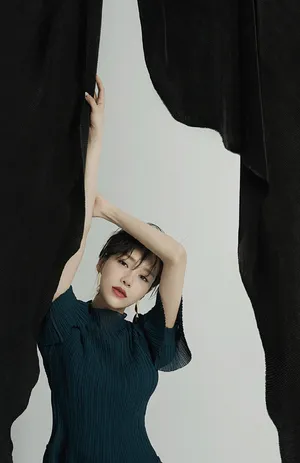 黄一琳时尚质感写真图片_4