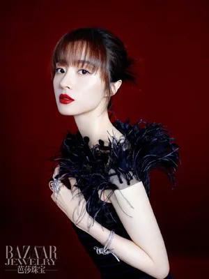 胡冰卿复古红唇性感写真图片_5