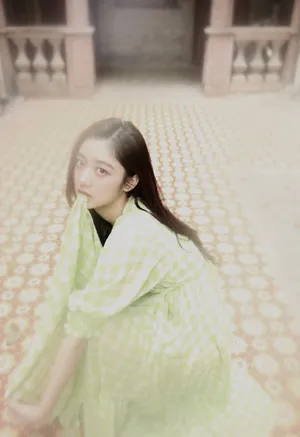 戚砚笛清新俏皮写真图片_2