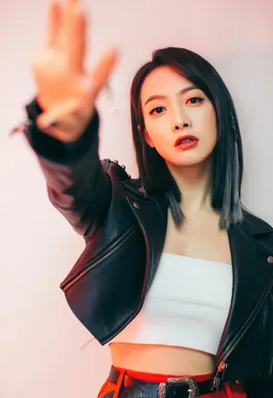 宋茜酷美皮衣时尚写真图片_9