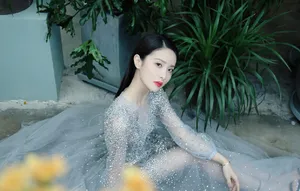 赖雨濛优雅迷人写真图片_1