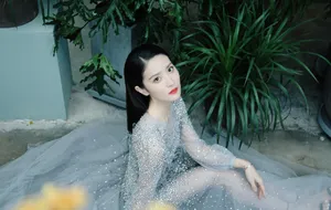 赖雨濛优雅迷人写真图片_7