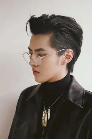 吴亦凡硬朗利落霸气写真图片_2