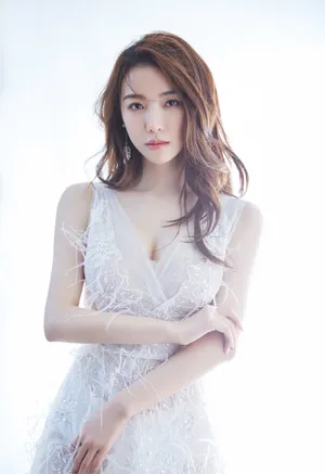 宁心纯白优雅性感写真图片_1