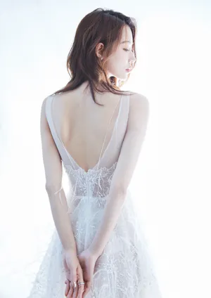宁心纯白优雅性感写真图片_3