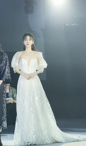 赵樱子优雅曼妙写真图片_3