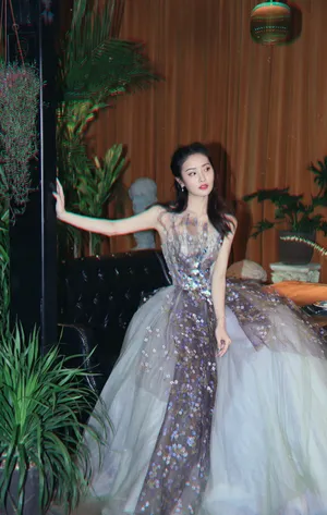 赖雨濛优雅唯美写真图片