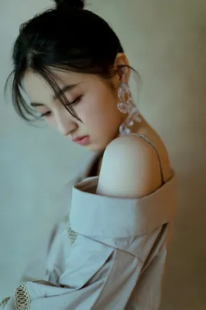 张子枫清新靓丽写真图片_4