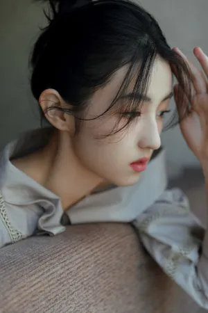 张子枫清新靓丽写真图片_6