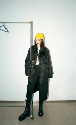 杨幂酷美养眼节目写真图片_2