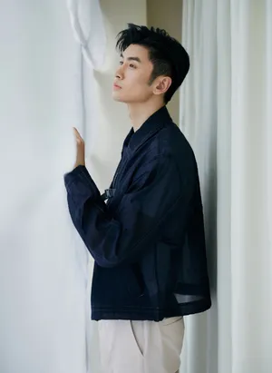 张云龙清爽帅气写真图片_2
