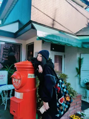 柳岩日本私服旅拍照图片_8